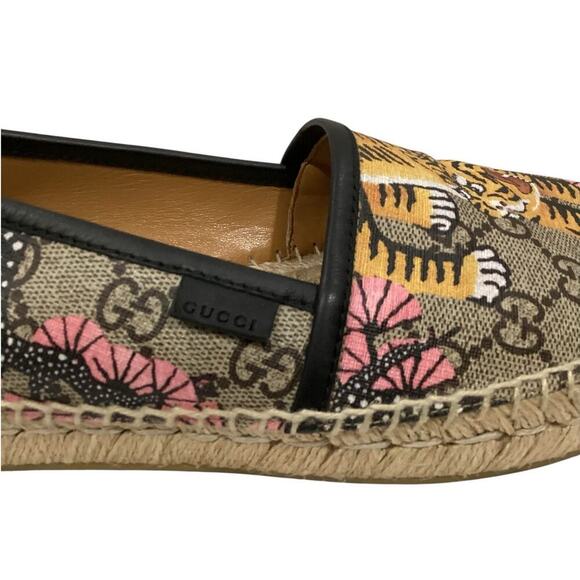 Gucci Bengal Tiger Floral Supreme Monogram Canvas Round Toe Espadrilles Size 8 - Picture 7 of 13